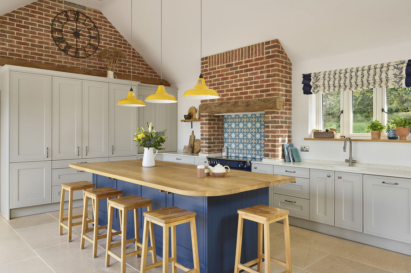 A guide to kitchen lighting